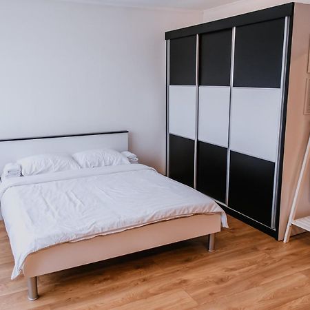 דובוי Studio Apartment Dzungla מראה חיצוני תמונה