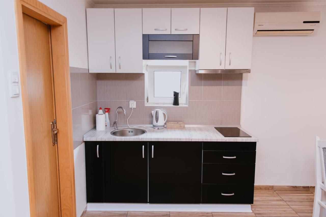 דובוי Studio Apartment Dzungla מראה חיצוני תמונה