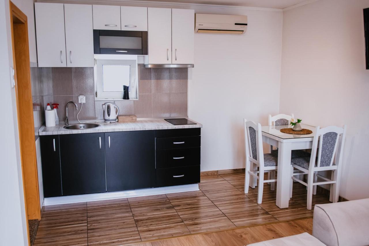 דובוי Studio Apartment Dzungla מראה חיצוני תמונה